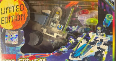 1737: Scorpion Detector (Limited Edition)